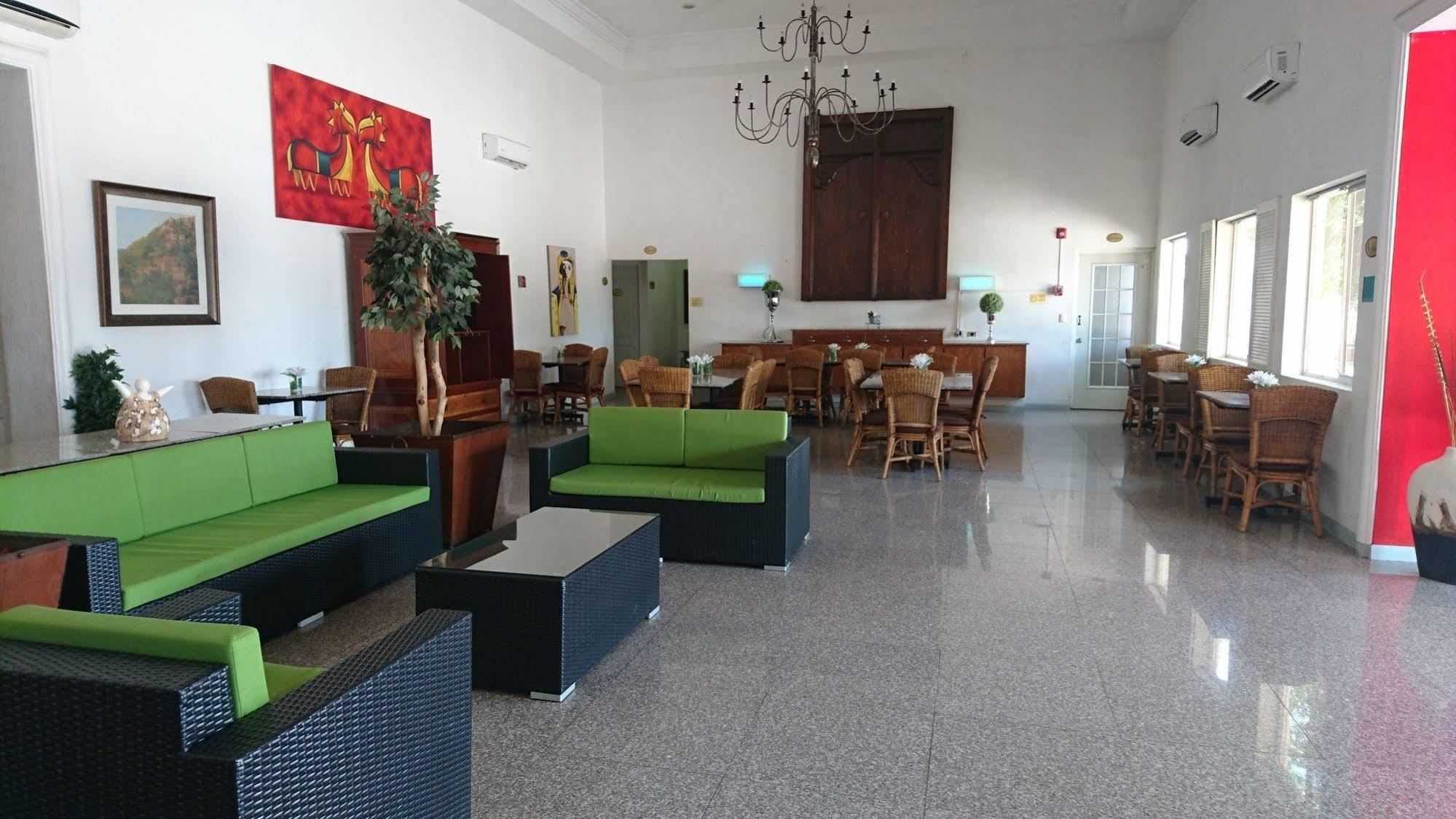 Zar Culiacán Exteriör bild